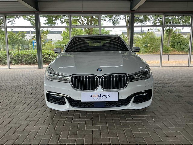 Bmw 750i xdrive | 4.4 liter v8 biturbo | 450 pk | 2015 | m-sport | bowers & wilkins | executive drive pro | head-up display | btw auto - afbeelding 11 van  37