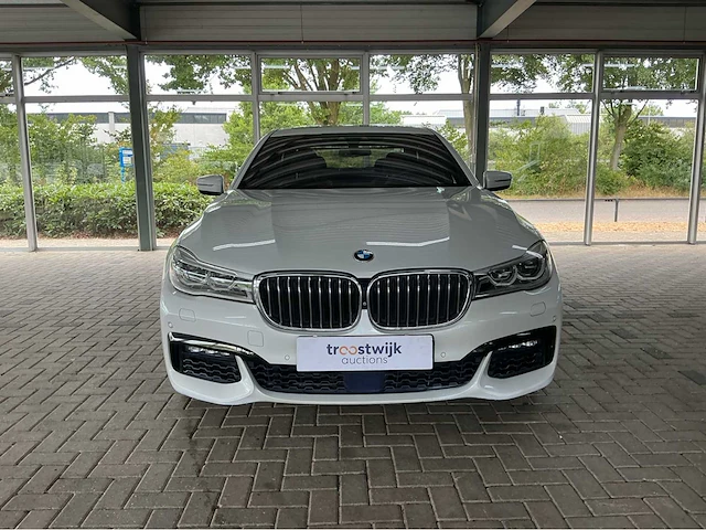 Bmw 750i xdrive | 4.4 liter v8 biturbo | 450 pk | 2015 | m-sport | bowers & wilkins | executive drive pro | head-up display | btw auto - afbeelding 34 van  39