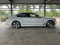 Bmw 750i xdrive | 4.4 liter v8 biturbo | 450 pk | 2015 | m-sport | bowers & wilkins | executive drive pro | head-up display | btw auto - afbeelding 2 van  39