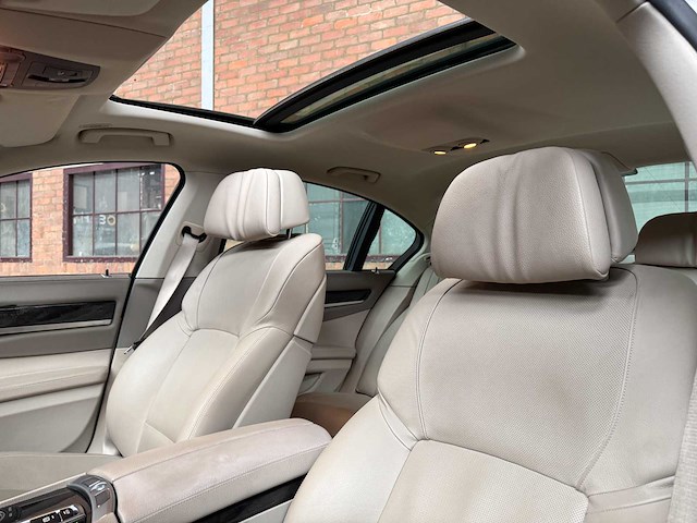 Bmw 750i xdrive high 4.4 v8 executive 408pk 2010 7-serie, l-524-zv - afbeelding 63 van  78