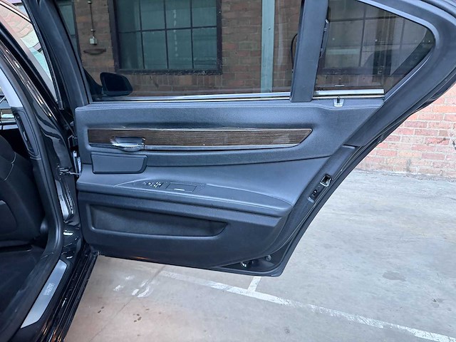 Bmw 750li xdrive 4.4 v8 7-serie 408pk 2012 - afbeelding 16 van  23