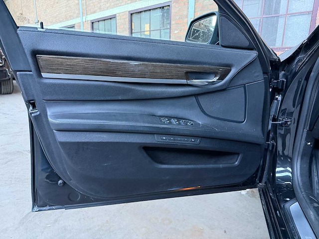 Bmw 750li xdrive 4.4 v8 7-serie 408pk 2012 - afbeelding 20 van  35
