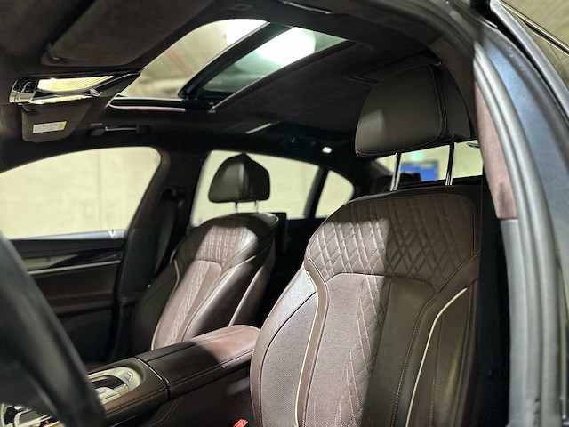 Bmw 750li xdrive high executive 4.4 v8 7-serie g12 449pk 2017, xf-396-x - afbeelding 69 van  103