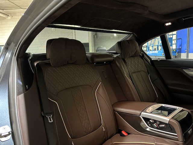 Bmw 750li xdrive high executive 4.4 v8 7-serie g12 449pk 2017, xf-396-x - afbeelding 98 van  103