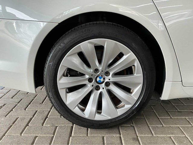 Bmw activehybrid 7 f04 | 4.4 v8 biturbo hybrid | 2011 | youngtimer | 465 pk | hud | surround view | 48.000 km | btw auto - afbeelding 4 van  39