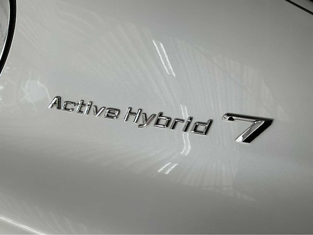 Bmw activehybrid 7 f04 | 4.4 v8 biturbo hybrid | 2011 | youngtimer | 465 pk | hud | surround view | 48.000 km | btw auto - afbeelding 5 van  39