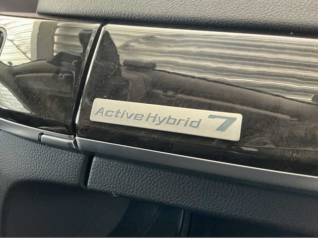 Bmw activehybrid 7 f04 | 4.4 v8 biturbo hybrid | 2011 | youngtimer | 465 pk | hud | surround view | 48.000 km | btw auto - afbeelding 19 van  39