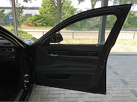 Bmw activehybrid 7 f04 | 4.4 v8 biturbo hybrid | 2011 | youngtimer | 465 pk | hud | surround view | btw auto - afbeelding 20 van  35