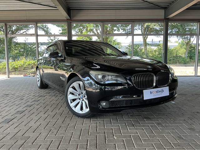 Bmw activehybrid 7 f04 | 4.4 v8 biturbo hybrid | 2011 | youngtimer | 465 pk | hud | surround view | btw auto - afbeelding 23 van  35