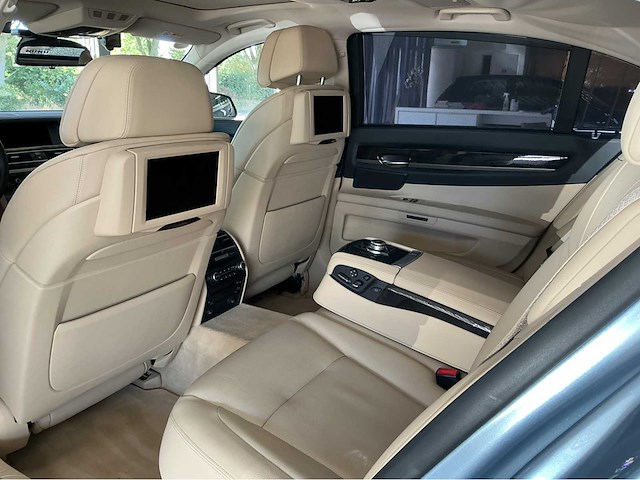 Bmw activehybrid 7 lang f04 | 4.4 v8 biturbo hybrid | 2010 | youngtimer | 465 pk | hud | rear entertainment | 57.000 km | btw auto - afbeelding 15 van  33
