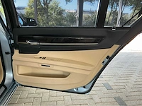 Bmw activehybrid 7 lang f04 | 4.4 v8 biturbo hybrid | 2010 | youngtimer | 465 pk | hud | rear entertainment | 57.000 km | btw auto - afbeelding 17 van  34