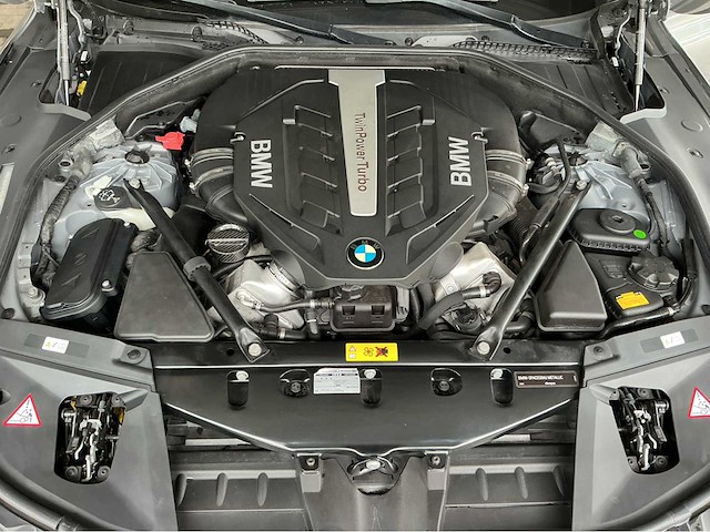 Bmw activehybrid 7 lang f04 | 4.4 v8 biturbo hybrid | 2012 | 465 pk | hud | comfortstoelen achter | 53.000 km | btw auto - afbeelding 9 van  37