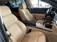 Bmw activehybrid 7 lang f04 | 4.4 v8 biturbo hybrid | 2012 | 465 pk | hud | comfortstoelen achter | 53.000 km | btw auto - afbeelding 14 van  37