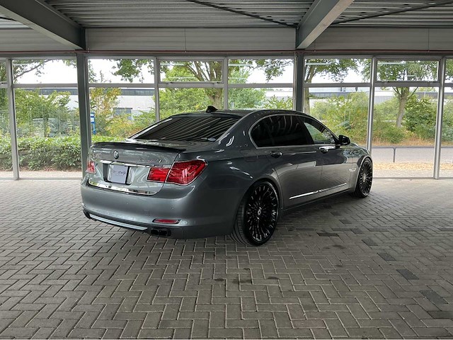Bmw activehybrid 7 lang f04 | 4.4 v8 biturbo hybrid | 2012 | 465 pk | hud | comfortstoelen achter | 53.000 km | btw auto - afbeelding 34 van  37
