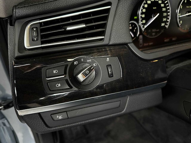 Bmw activehybrid7 f04 4.4 v8 465pk 2010 youngtimer (70.000 km) - afbeelding 13 van  40