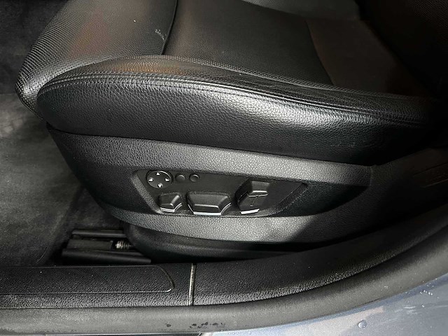 Bmw activehybrid7 f04 4.4 v8 465pk 2010 youngtimer (70.000 km) - afbeelding 14 van  40