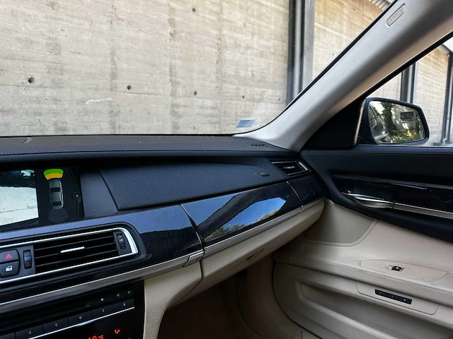 Bmw activehybrid7 f04 4.4 v8 465pk 2010 - afbeelding 19 van  46