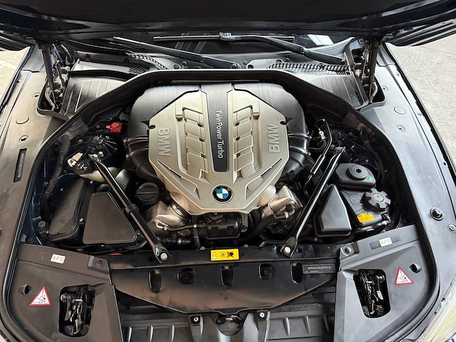 Bmw activehybrid7 f04 4.4 v8 465pk 2011, hzr-14-f - afbeelding 49 van  54