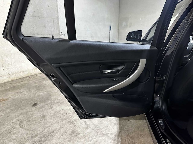 Bmw alpina b3 f30 biturbo touring allrad 410pk 2014, n-717-ks - afbeelding 33 van  44