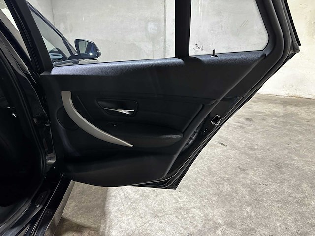 Bmw alpina b3 f30 biturbo touring allrad 410pk 2014, n-717-ks - afbeelding 36 van  44