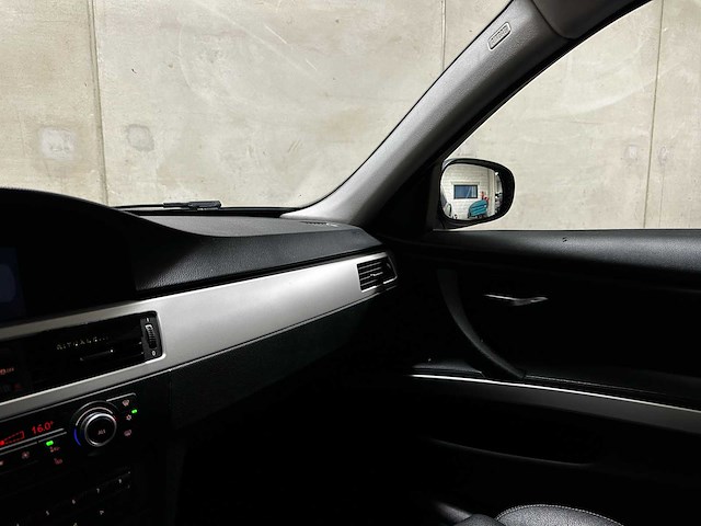 Bmw alpina d3 biturbo touring 211pk 2012, hbz-58-r -handgeschakeld- - afbeelding 28 van  53