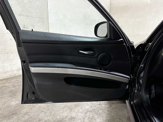 Bmw alpina d3 biturbo touring 211pk 2012, hbz-58-r -handgeschakeld- - afbeelding 29 van  53