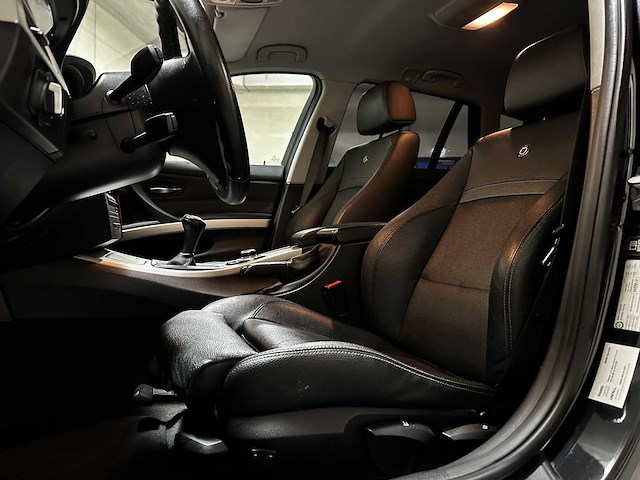 Bmw alpina d3 biturbo touring 211pk 2012, hbz-58-r -handgeschakeld- - afbeelding 30 van  53