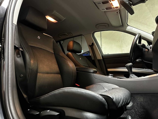 Bmw alpina d3 biturbo touring 211pk 2012, hbz-58-r -handgeschakeld- - afbeelding 38 van  53