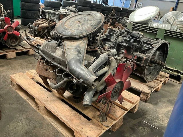 Bmw benzinemotor - afbeelding 3 van  6