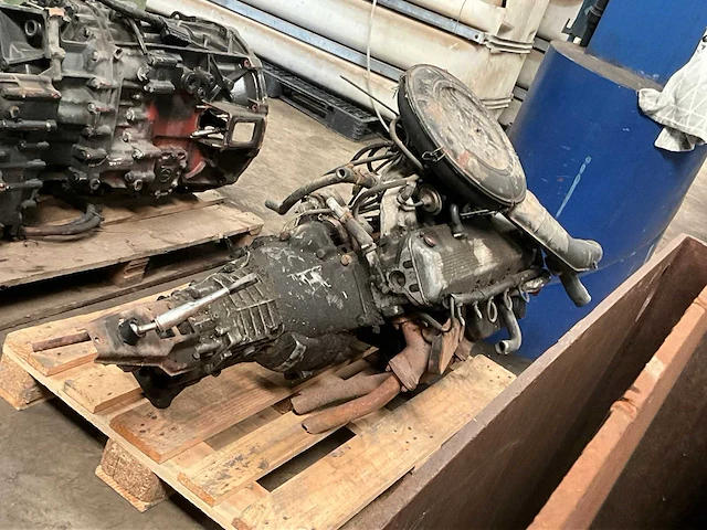 Bmw benzinemotor - afbeelding 4 van  6