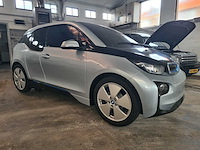 Bmw i3 demonstratiemodel / dummy - afbeelding 6 van  6