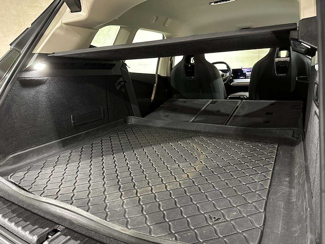 Bmw ix xdrive40 executive 77 kwh 326pk 2023 (origineel-nl), t-756-hd - afbeelding 43 van  50