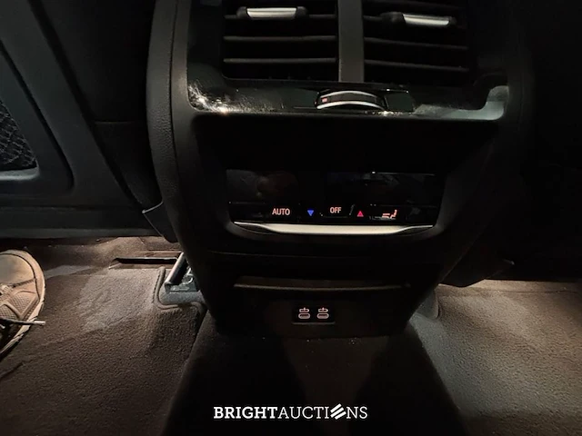 Bmw ix3 high executive 80 kwh 286pk 2021 (origineel-nl), n-213-vs - afbeelding 13 van  44