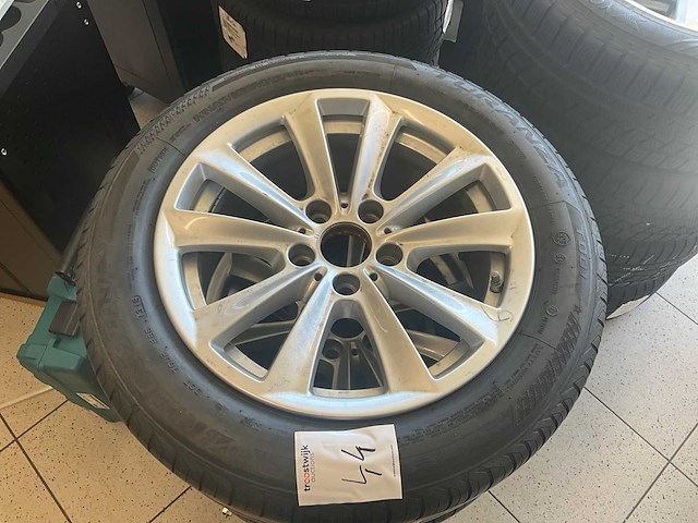 Bmw lichtmetalen velgen 17inch - afbeelding 1 van  4