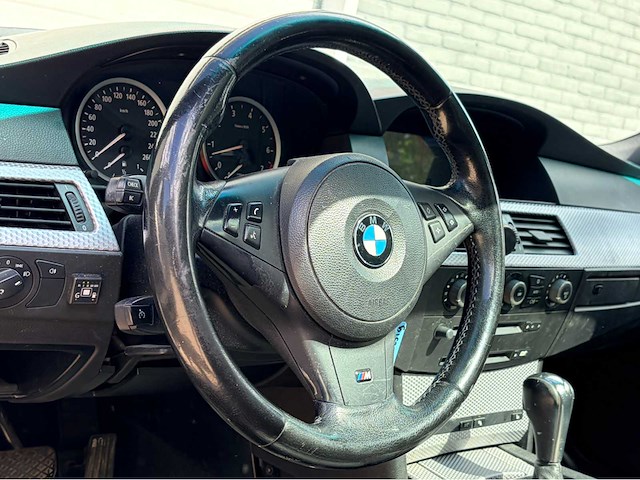 Bmw m-pakket 5-serie touring 525i automaat pano executive personenauto - afbeelding 9 van  17