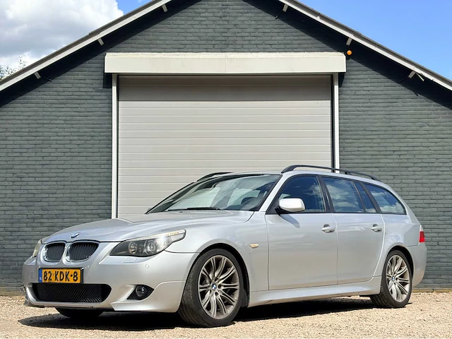 Bmw m-pakket 5-serie touring 525i automaat pano executive personenauto - afbeelding 1 van  17