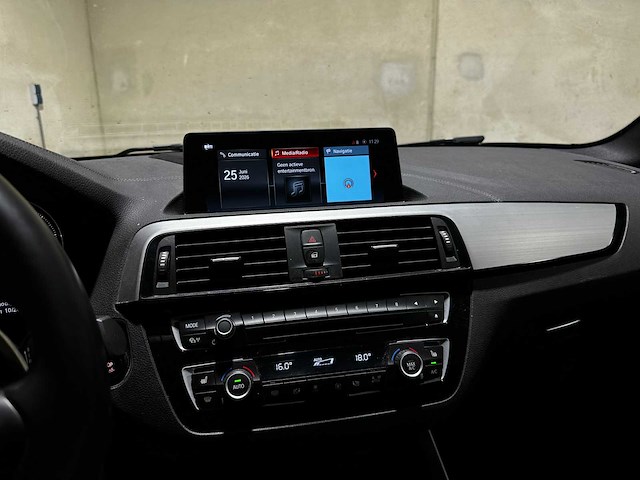 Bmw m140i executive 3.0 340pk 2019 1-serie f20 special edition, s-443-fz - afbeelding 8 van  24