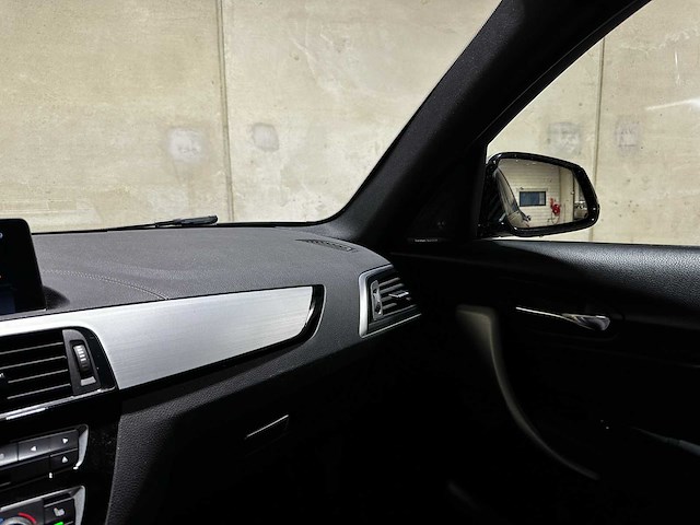 Bmw m140i executive 3.0 340pk 2019 1-serie f20 special edition, s-443-fz - afbeelding 9 van  24