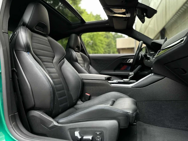 Bmw m240i xdrive high executive 374pk 2022 2-serie coupé, hzj-23-d - afbeelding 54 van  63