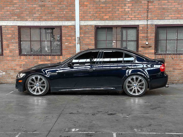 Bmw m3 4.0 v8 e90 -manual- 420pk 2008 3-serie youngtimer - afbeelding 16 van  45