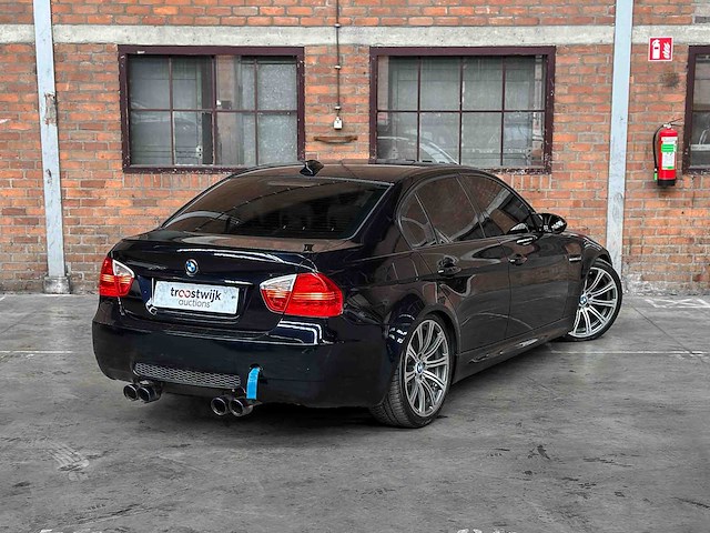 Bmw m3 4.0 v8 e90 -manual- 420pk 2008 3-serie youngtimer - afbeelding 3 van  45