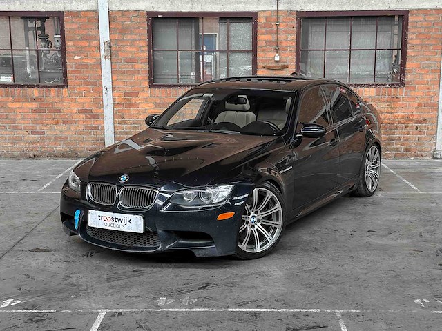 Bmw m3 4.0 v8 e90 -manual- 420pk 2008 3-serie youngtimer - afbeelding 34 van  45