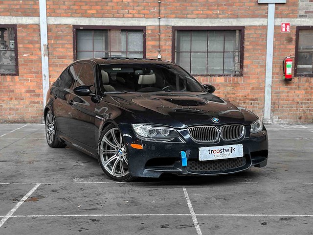 Bmw m3 4.0 v8 e90 -manual- 420pk 2008 3-serie youngtimer - afbeelding 43 van  45