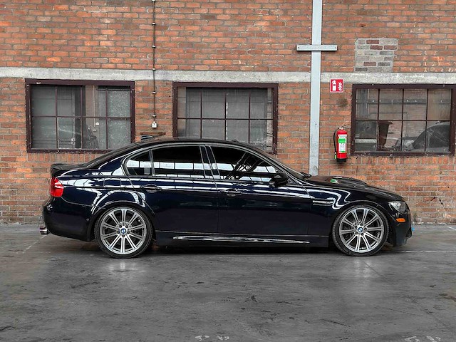 Bmw m3 4.0 v8 e90 -manual- 420pk 2008 3-serie youngtimer - afbeelding 45 van  45