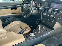 Bmw m3 cabriolet e93 | 4.0 v8 s65 | 2008 | youngtimer | 420 pk | m dct | marge auto - afbeelding 19 van  35