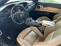 Bmw m3 cabriolet e93 | 4.0 v8 s65 | 2008 | youngtimer | 420 pk | m dct | marge auto - afbeelding 22 van  35
