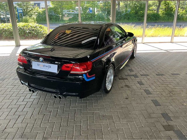 Bmw m3 cabriolet e93 | 4.0 v8 s65 | 2008 | youngtimer | 420 pk | m dct | marge auto - afbeelding 31 van  35