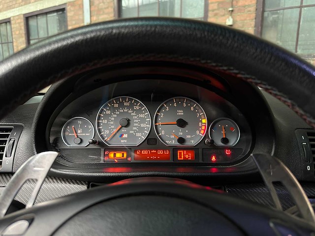 Bmw m3 e46 cabriolet 3.2 343pk s54b32 343pk 2002 youngtimer - afbeelding 19 van  43