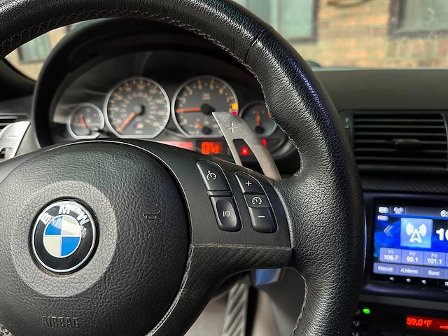 Bmw m3 e46 cabriolet 3.2 343pk s54b32 343pk 2002 youngtimer - afbeelding 12 van  37