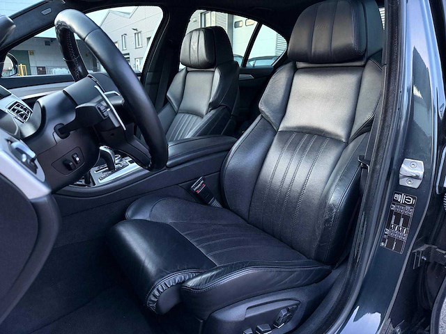 Bmw m5 - 2014 - 5-serie - keramische remmen - personenauto - afbeelding 8 van  45